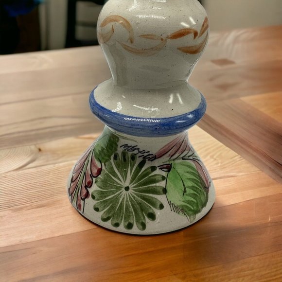 VTG Set 2 Mexican Hand Painted In A Floral Pattern Candlesticks. Signed Mexico - Picture 3 of 4